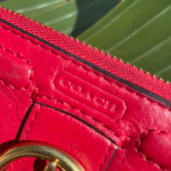 COACH ZIP AROUND WALLET - Picture 2 of 4